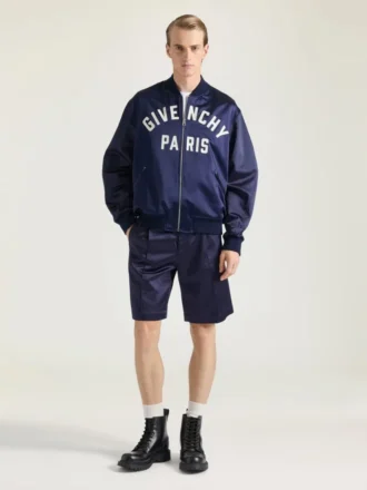 Bomberjacke mit Couture-Naht aus Satin, bestickt mit „Givenchy Paris“