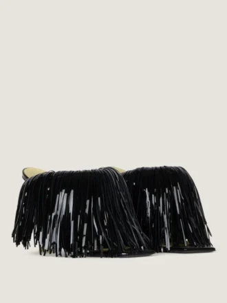 Boudoir-Mules mit Absatz aus Lackleder mit Fransen