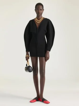 Ballerinas mit quadratischem Ausschnitt aus Leder mit Struktur-Effekt