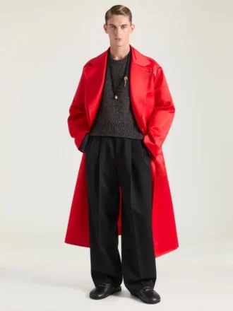 Couture-Mantel mit Satin-Naht