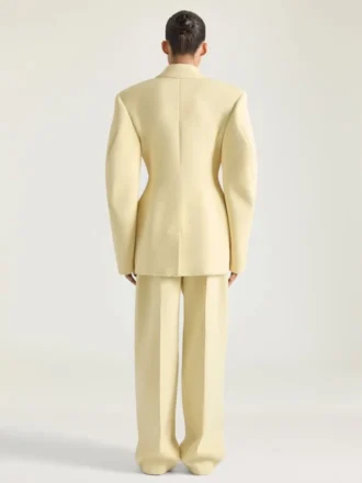 Maßgeschneiderte Cocoon-Hose aus Wolle