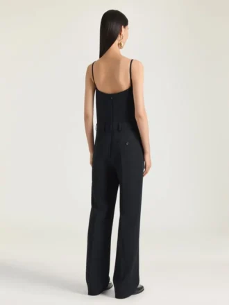 Geschnittener Einteiler aus Crêpe Cady