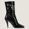 Givenchy-Stiefeletten aus Leder mit quadratischem Schaft und Givenchy-Logo