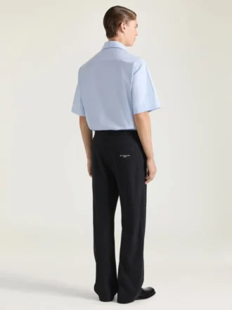 Jogginghose mit Couture-Naht aus Fleece, bestickt mit „Givenchy Paris“