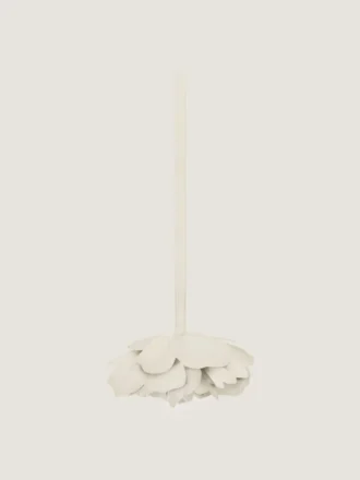 Kleiner Rosenblüten-Anhänger aus Nappaleder