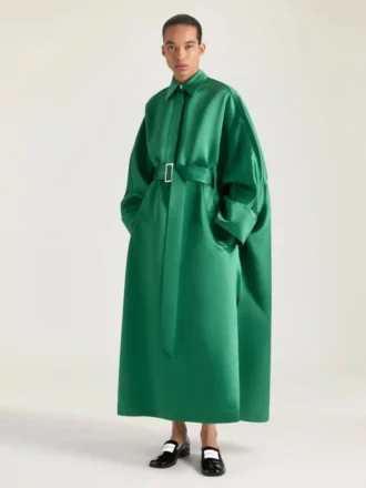 Kokonkleid aus Satin