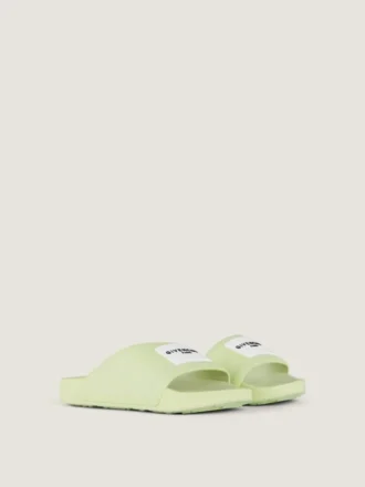 Label-Flache Pantoletten aus Gummi