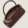 Mini-Pinch-Tasche aus genarbtem Leder Mini-Pinch-Tasche aus genarbtem Leder