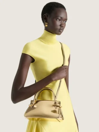 Mini-Pinch-Tasche aus Leder mit Spiegeleffekt