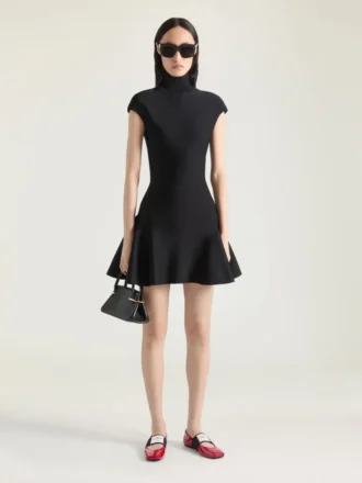 Minikleid mit ausgestelltem Rock aus Wollviscose