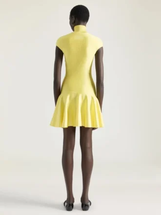 Minikleid mit ausgestelltem Rock aus Wollviscose