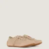 Schlanke Sneaker aus Mesh und Wildleder Schlanke Sneaker aus Mesh und Wildleder