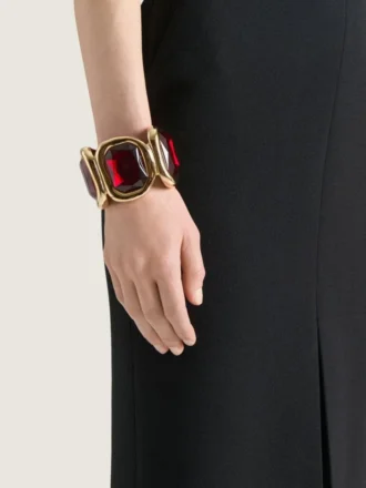 Skulpturaler Kristall-Armreif aus Metall und Kristallen