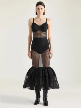 Kleid mit offenem Rücken und Rüschen aus Mesh