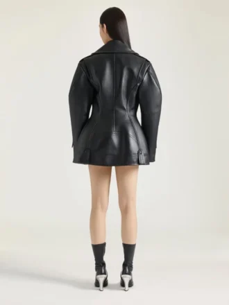 Taillierte Bikerjacke aus Leder