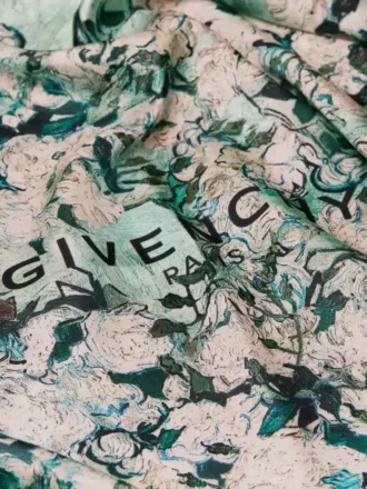 Taschentuch aus Seide mit Rosenprint