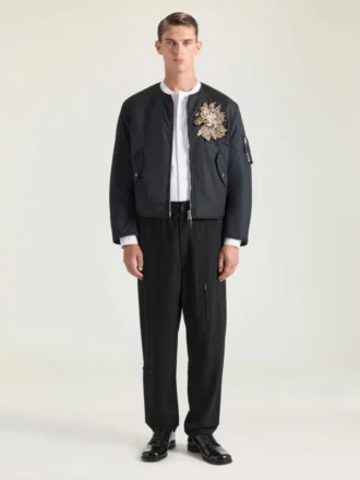 Verzierte Couture-Bomberjacke mit Nahtdetails aus Nylon