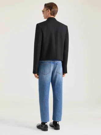 Verzierte, kurz geschnittene Einreiherjacke aus Wolle